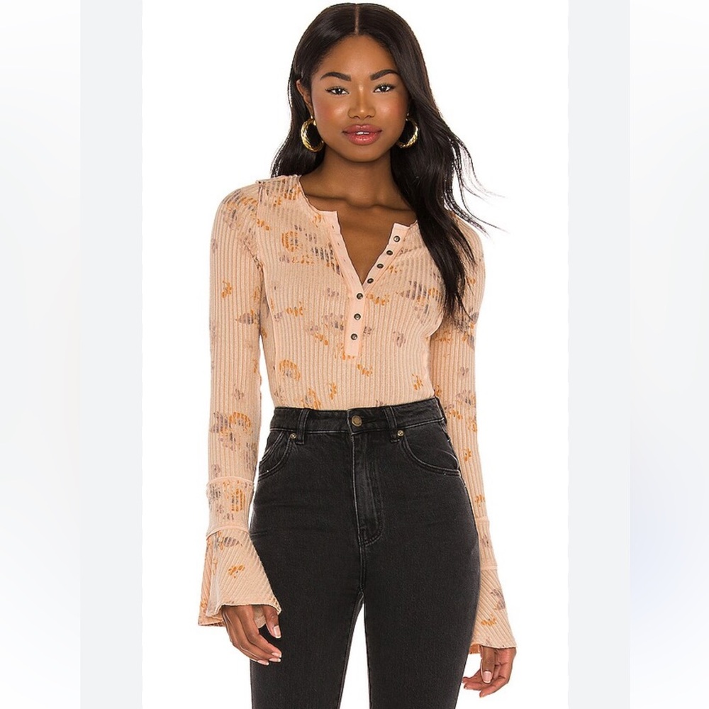 Free People Layer Me Henley Long Flare Sleeve Just Peachy Floral Combo Size XS